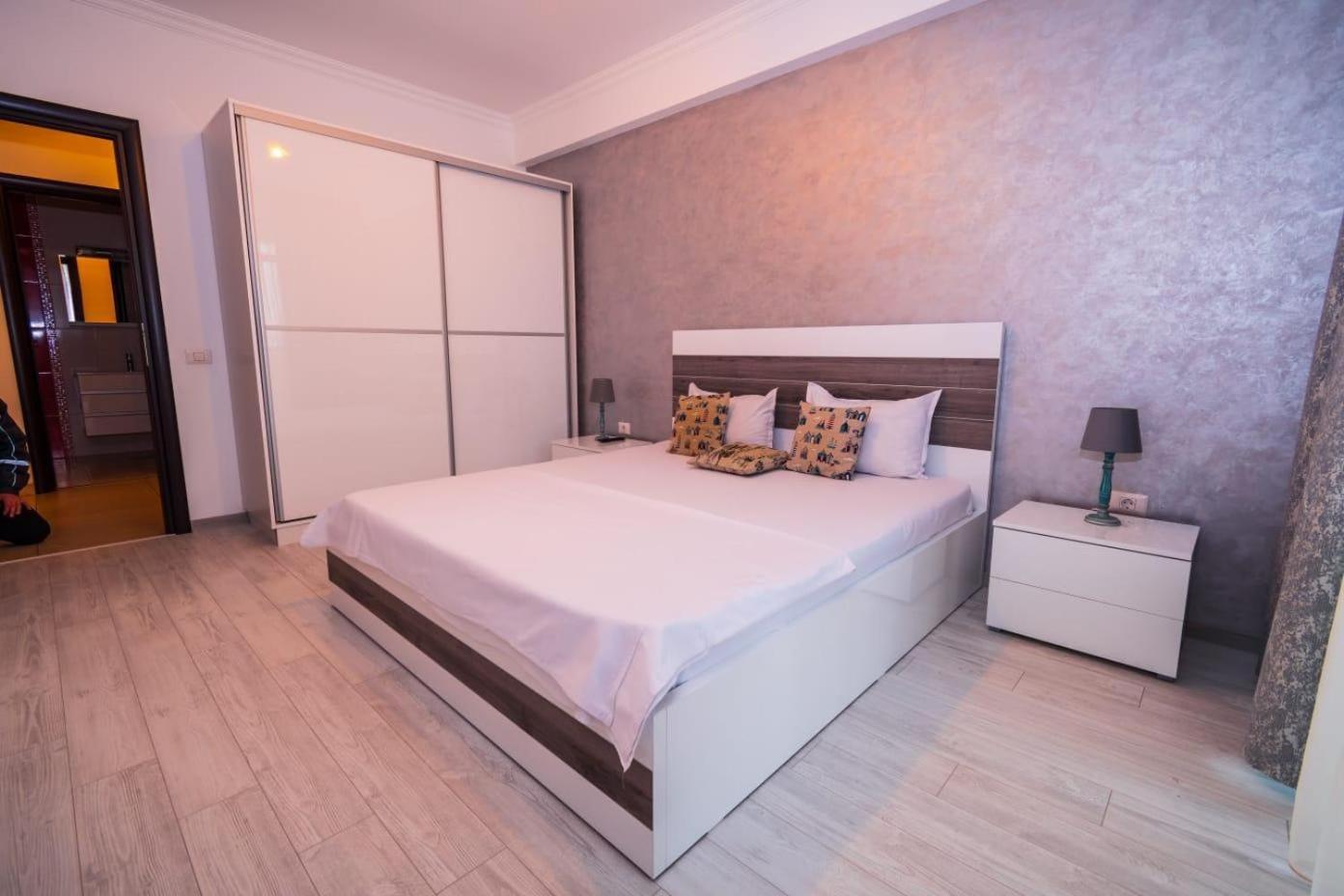 מאמאיה Sophia 2 & Moonlight Apartaments מראה חיצוני תמונה